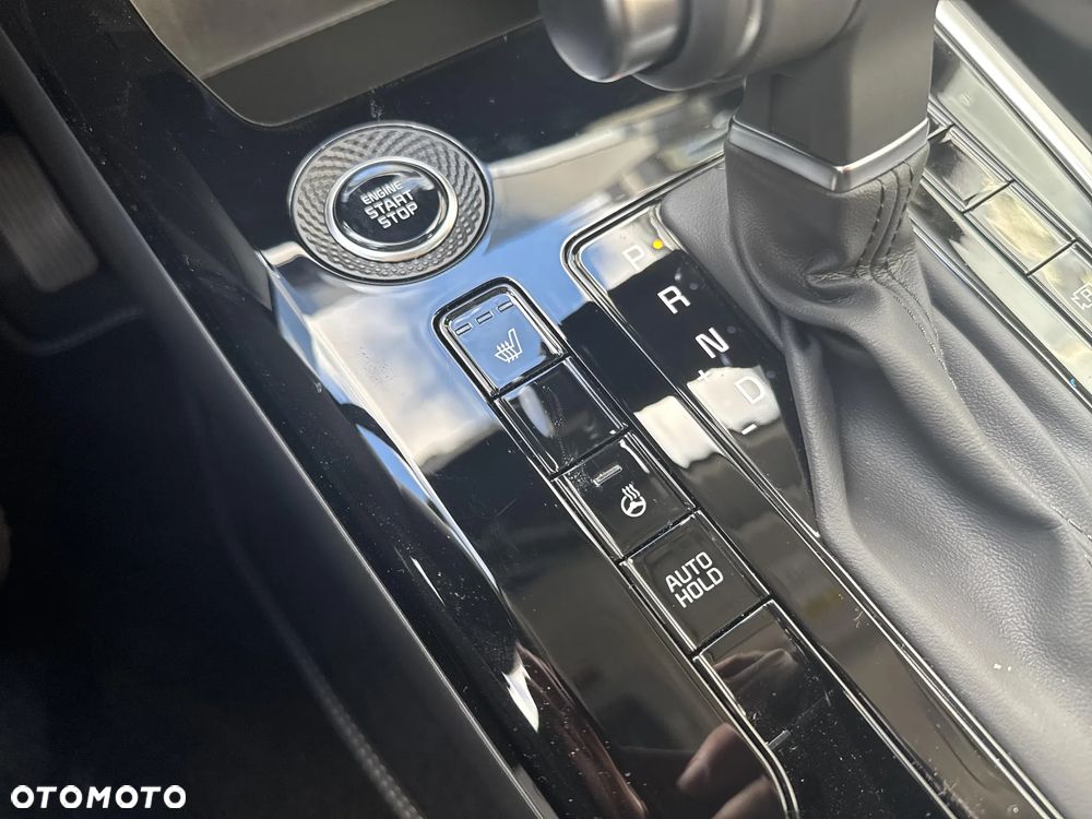 Kia Niro 1.6 GDI Hybrid M - 16