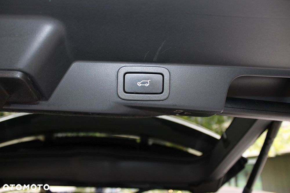 Land Rover Range Rover Sport S 2.0Si4 HSE - 40