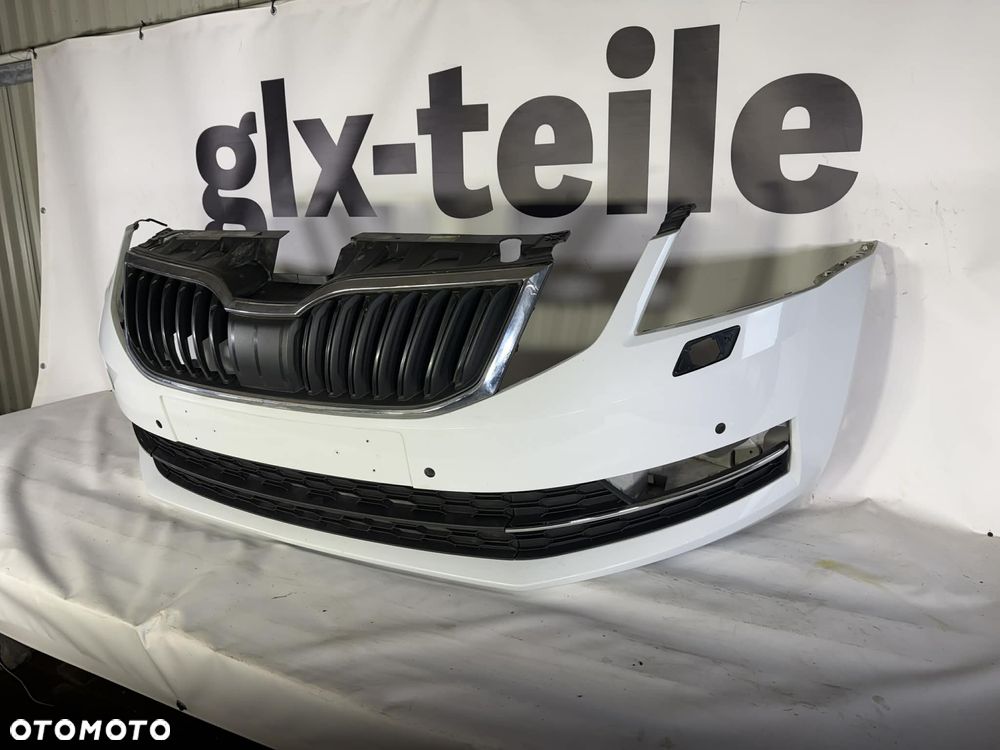 Skoda Octavia III Lift Zderzak Przód Przedni Sprysk, PDC LF9E 5E0807221N - 2