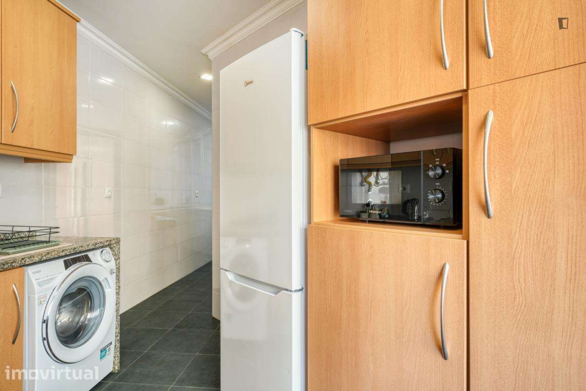 Quarto - localizado em Penha de França Lisbon - Grande imagem: 5/20