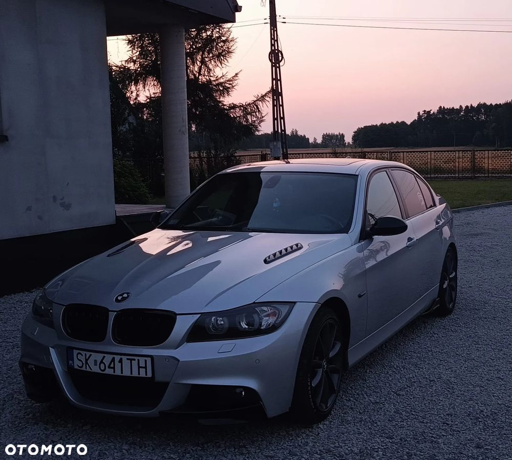 BMW Seria 3 325i - 4