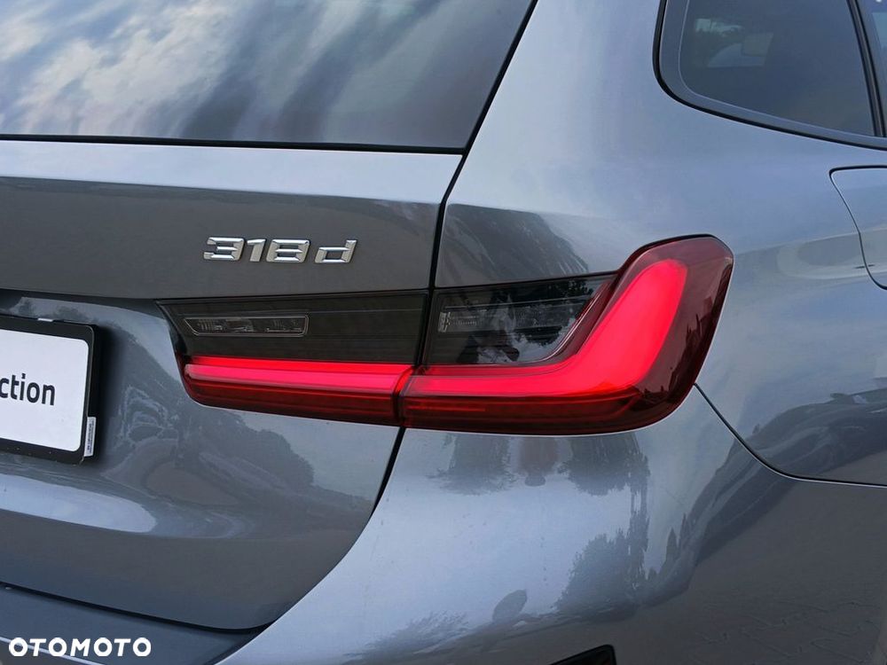 BMW Seria 3 318d mHEV M Sport - 12