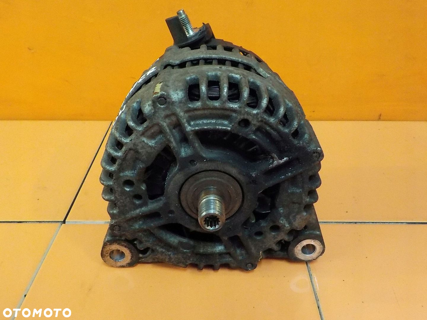 FREELANDER II 2 2.2 TD4 09r alternator 0121615021 - 2