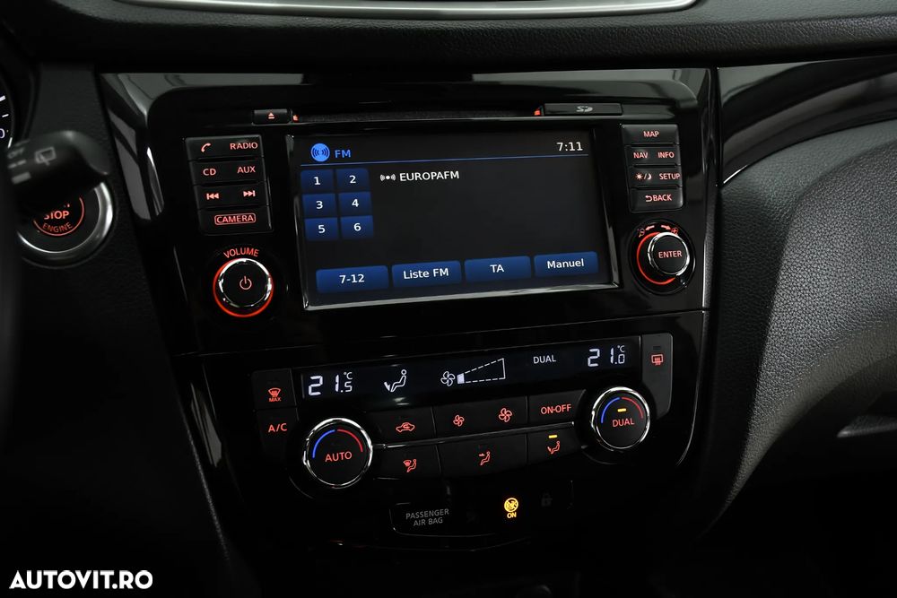 Nissan Qashqai 1.5 DCI N-Connecta - 14