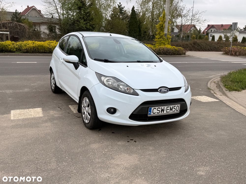 Ford Fiesta 1.6 TDCi DPF Titanium - 4