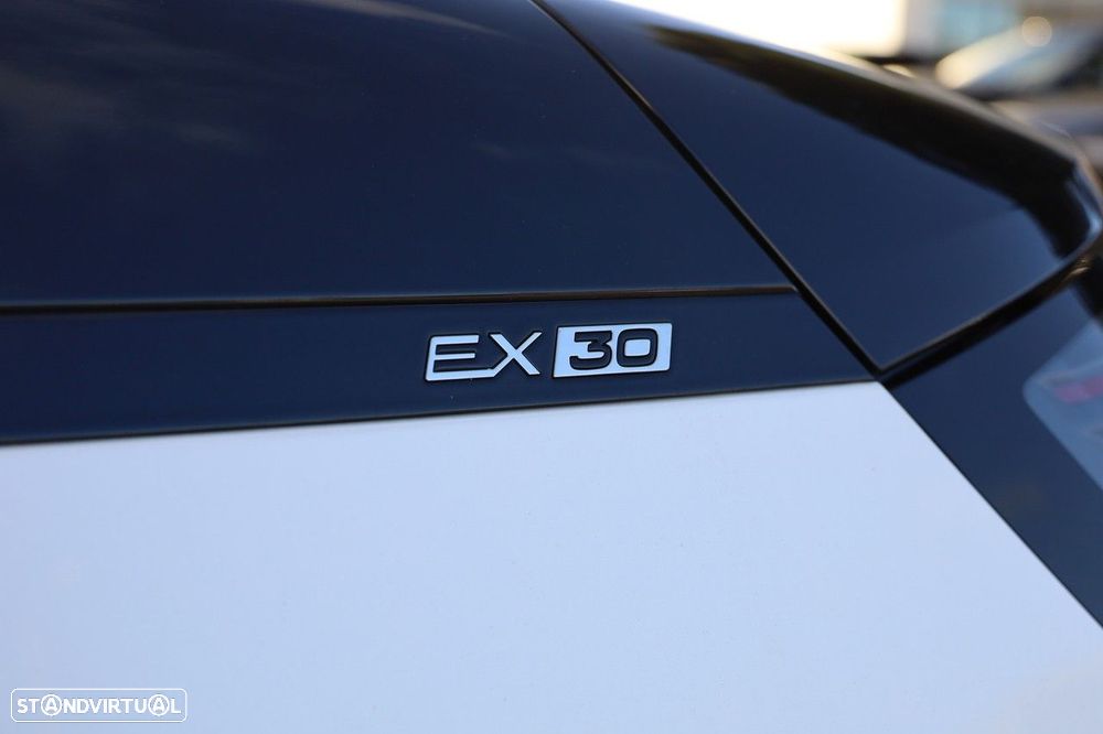 Volvo EX30 69 kWh Single Motor Extended Range Ultra - 32