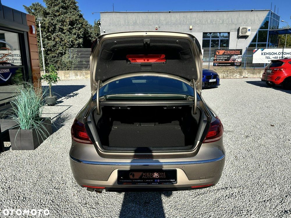Volkswagen Passat CC - 40
