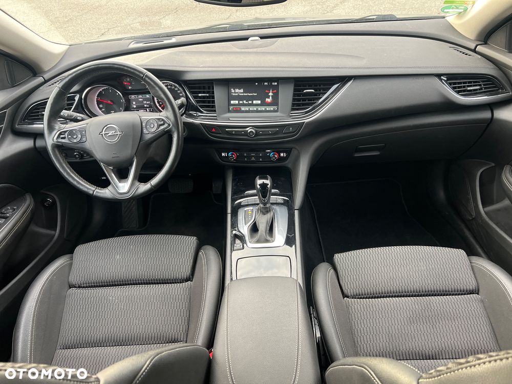 Opel Insignia - 10