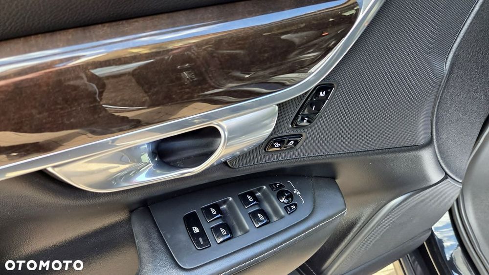 Volvo S90 T4 Geartronic Inscription - 32