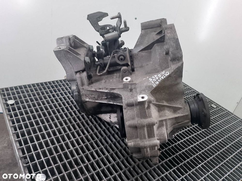 SKRZYNIA BIEGÓW MANUALNA SKODA OCTAVIA II GYT 1.6 FSI - 3