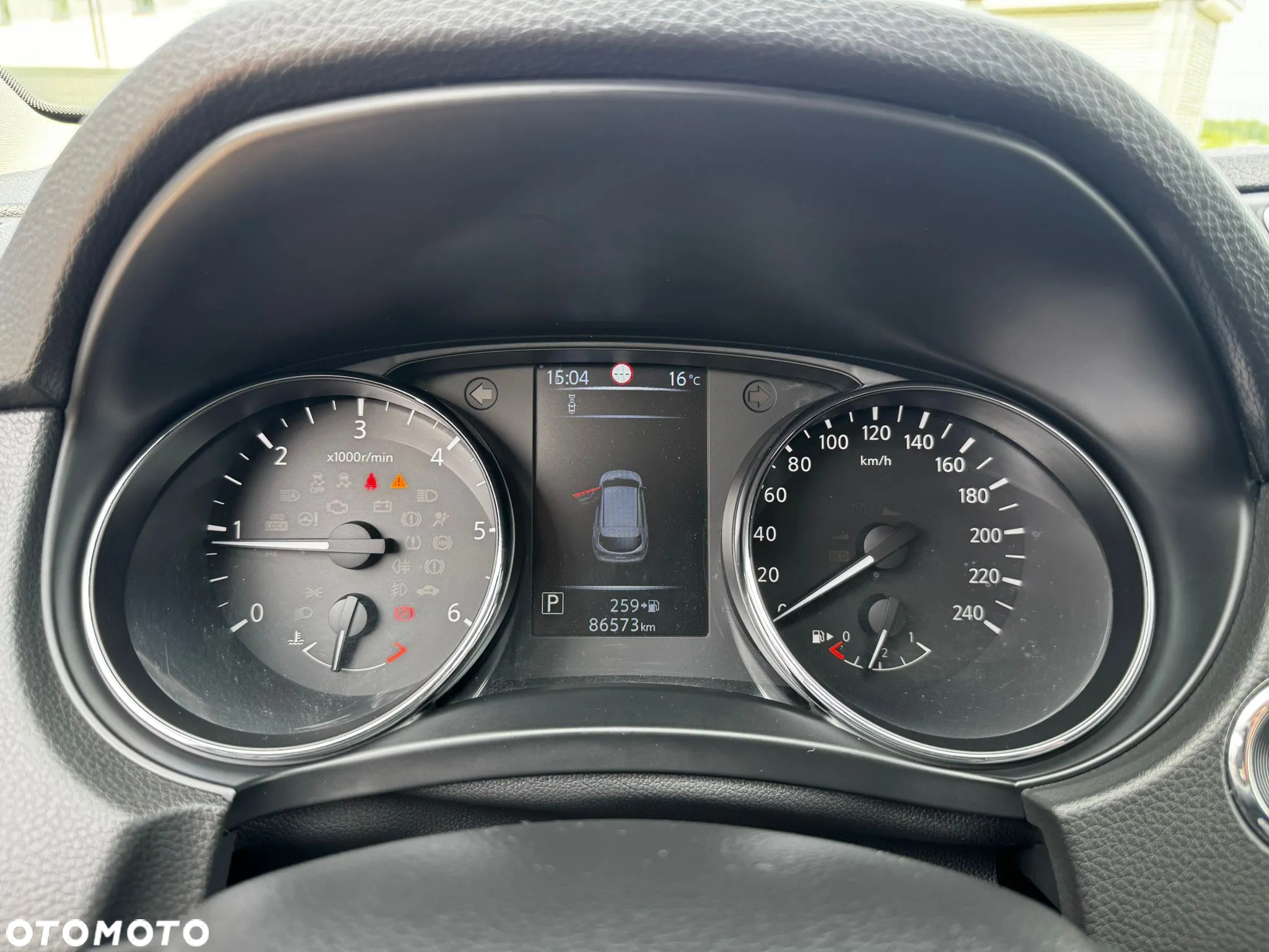 Nissan Qashqai 1.6 DCi N-Connecta Xtronic - 14