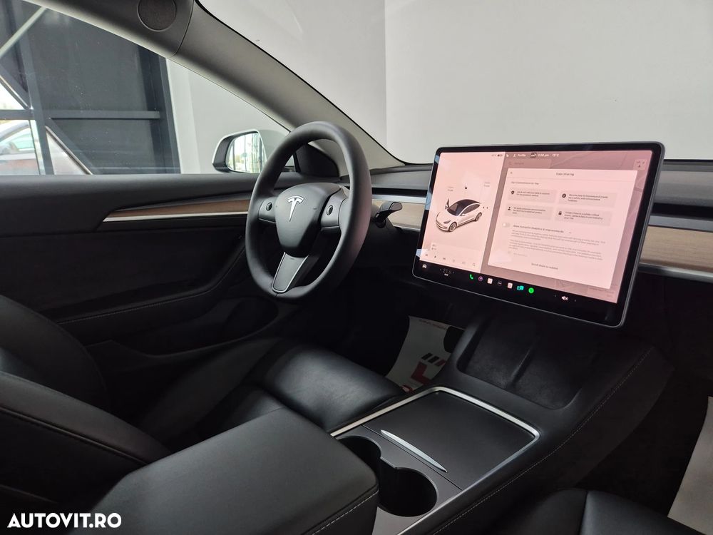 Tesla Model 3 Langstreckenbatterie Allradantrieb Dual Motor - 8