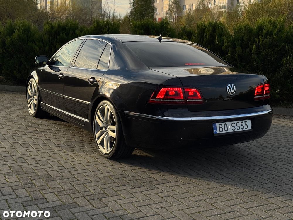 Volkswagen Phaeton 2012 photo 4