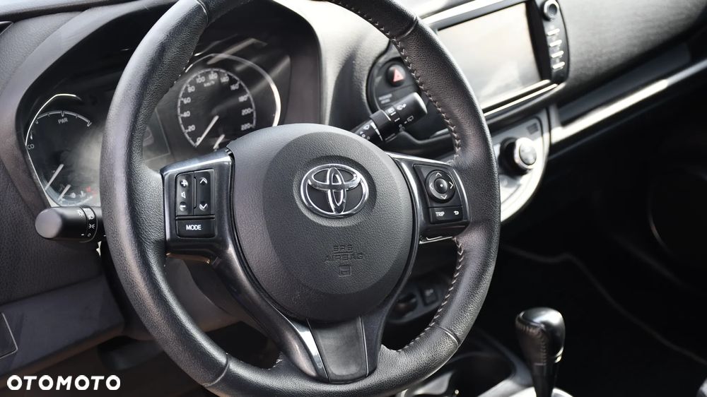 Toyota Yaris - 22