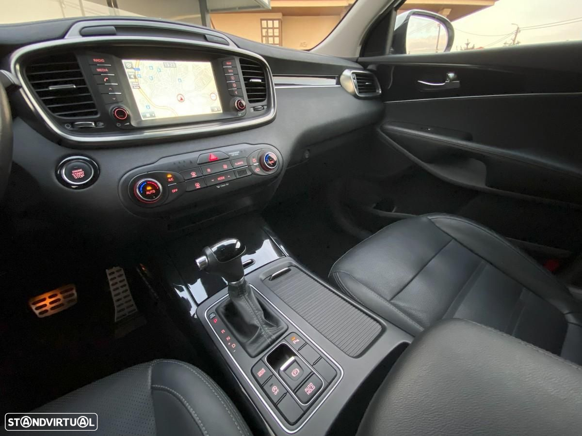 Kia Sorento 2.2 CRDi TX TOP Aut. - 6