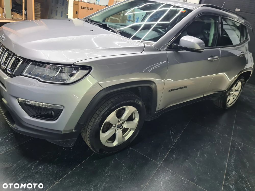 Jeep Compass 1.4 MultiAir Longitude - 36