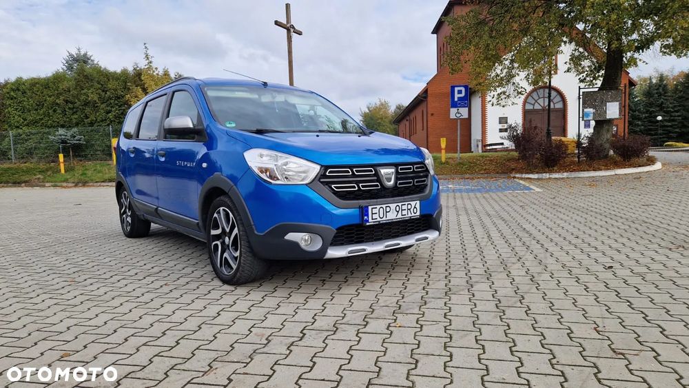 Dacia Lodgy TCe 115 Stepway - 19