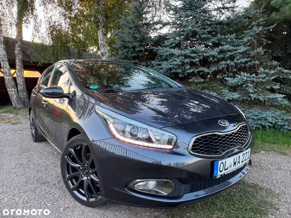 Kia Ceed 1.4 CVVT Fifa World Cup Edition - 20