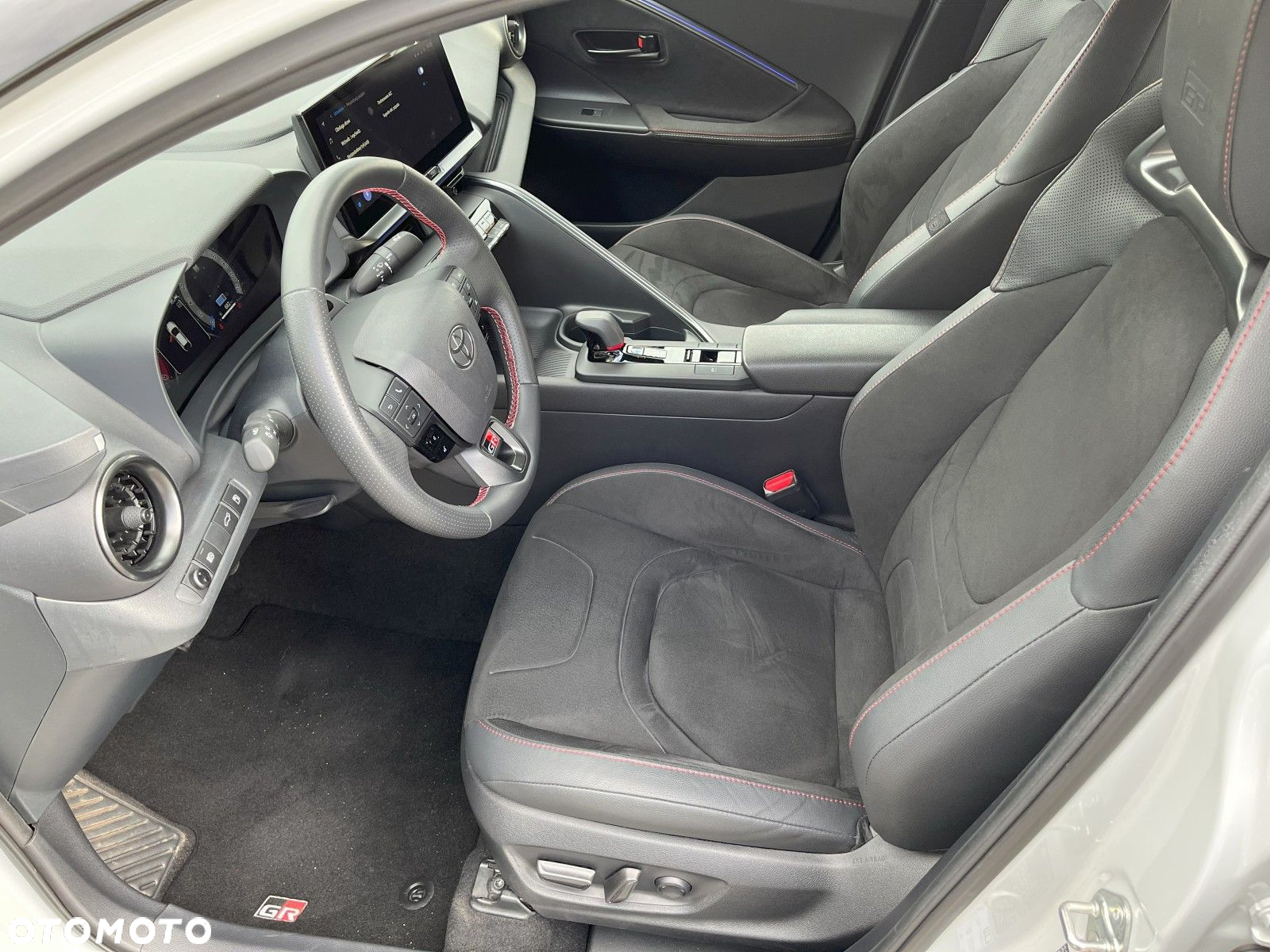 Toyota C-HR - 9