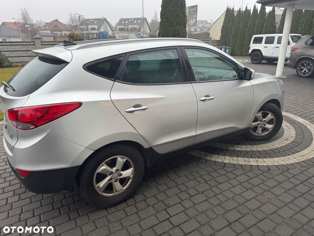 Hyundai ix35 2.0 CRDi 4WD Automatik Premium - 11