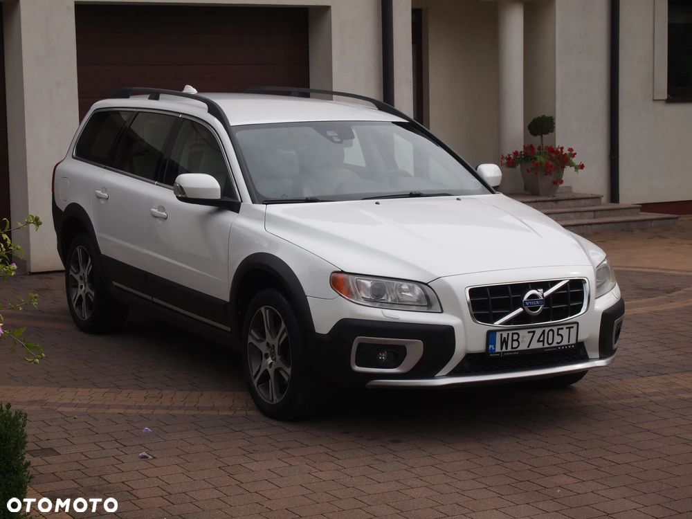 Volvo XC 70 D5 AWD Summum - 3
