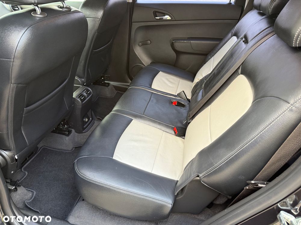 Chevrolet Orlando - 27