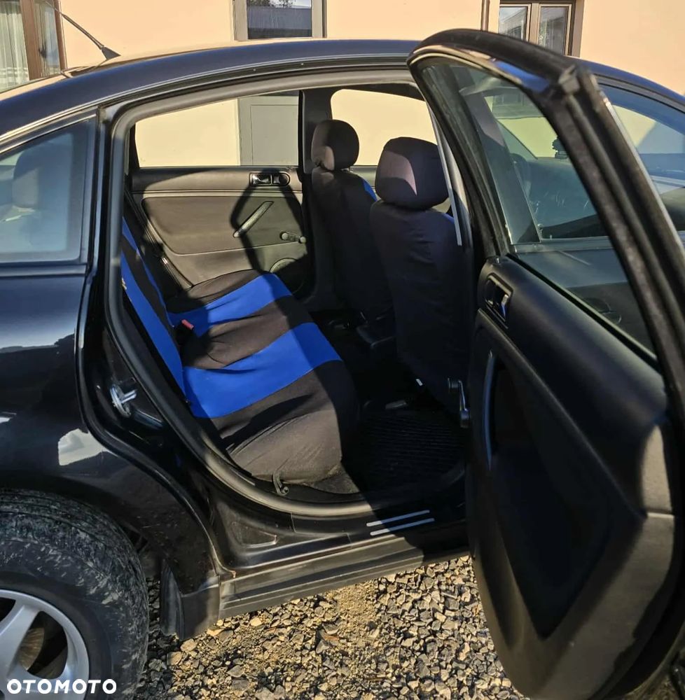Volkswagen Passat - 7