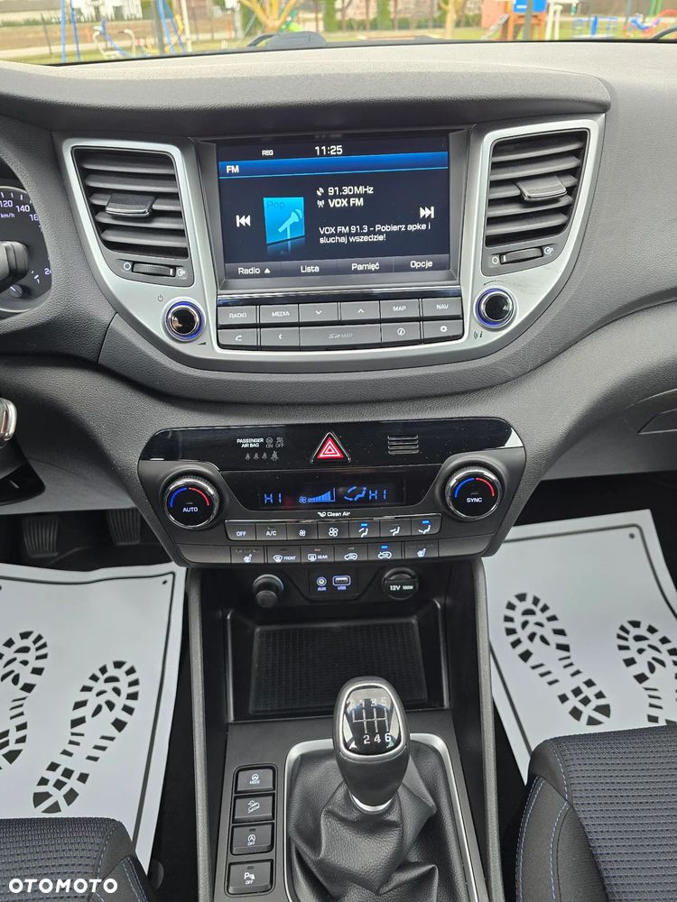 Hyundai Tucson blue 1.6 GDi 2WD Navi - 18