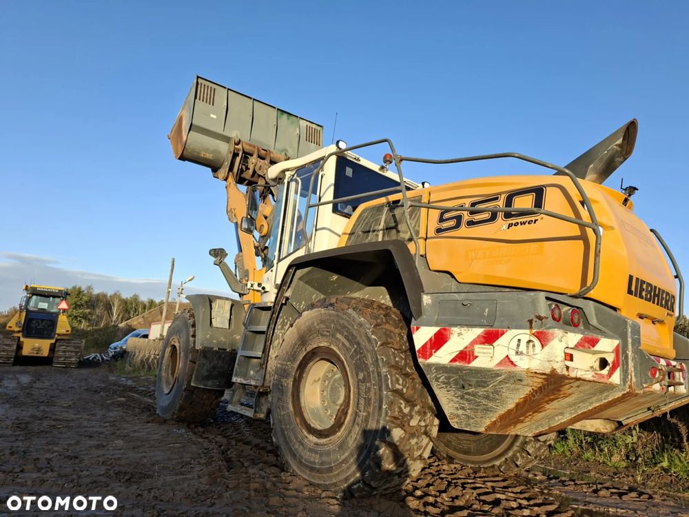 Liebherr L 550 X POWER - 13