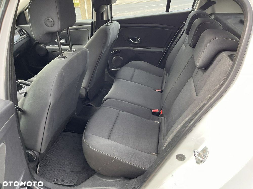 Renault Megane - 24