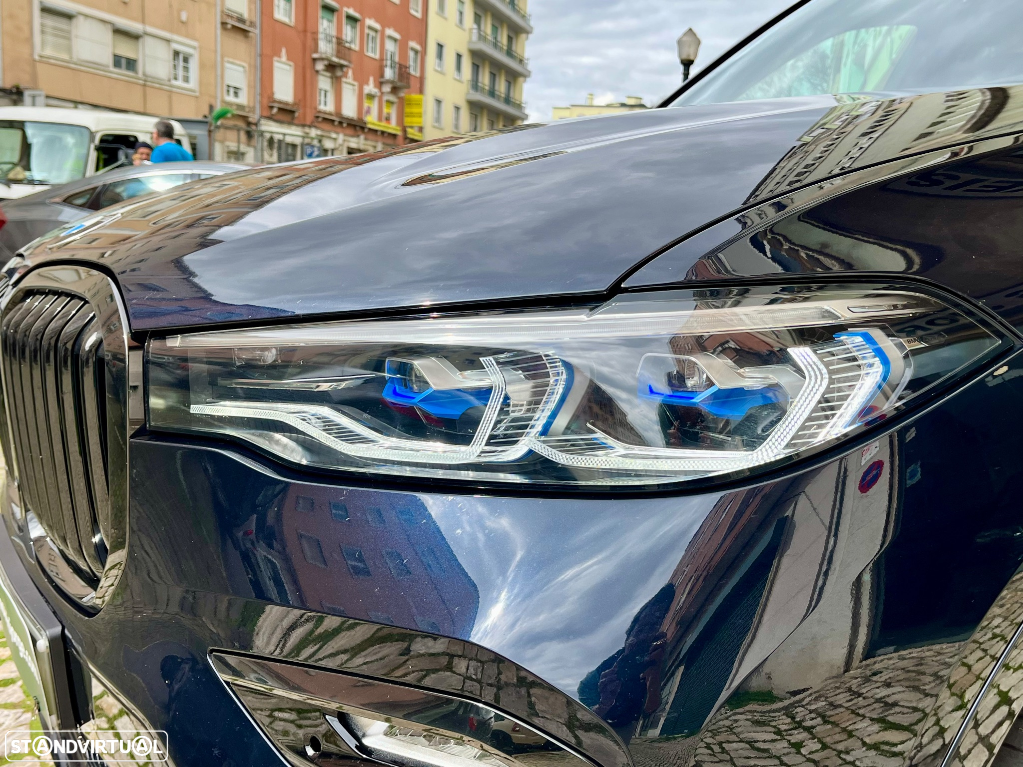 BMW X7 30 d xDrive Pack M - 21