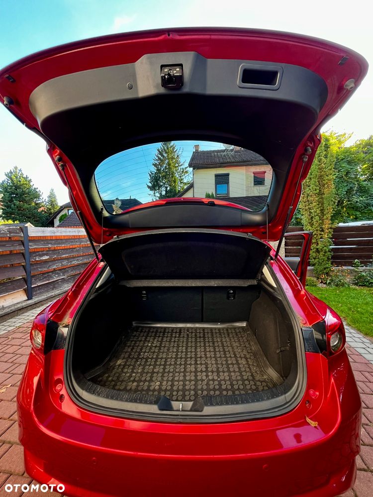 Mazda 3 - 7