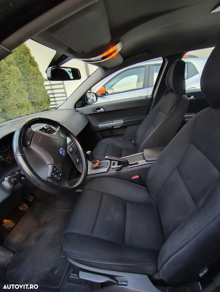 Volvo V50 DPF D2 Business Edition - 17