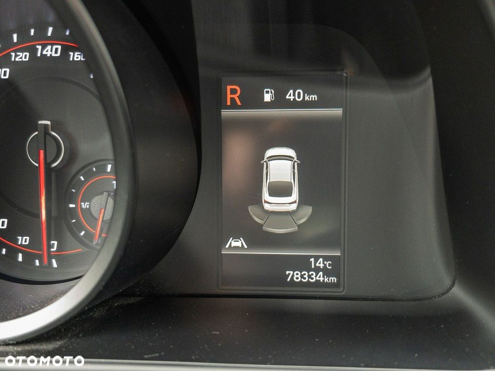 Hyundai Elantra - 21