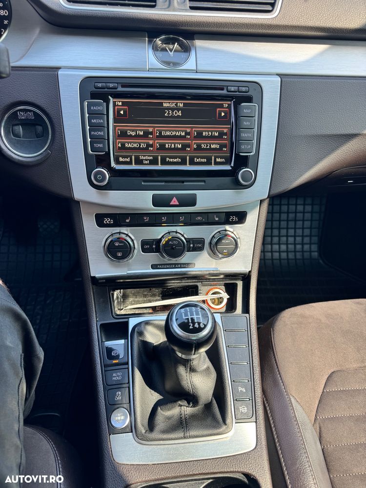Volkswagen Passat 1.8 TSI Highline - 8