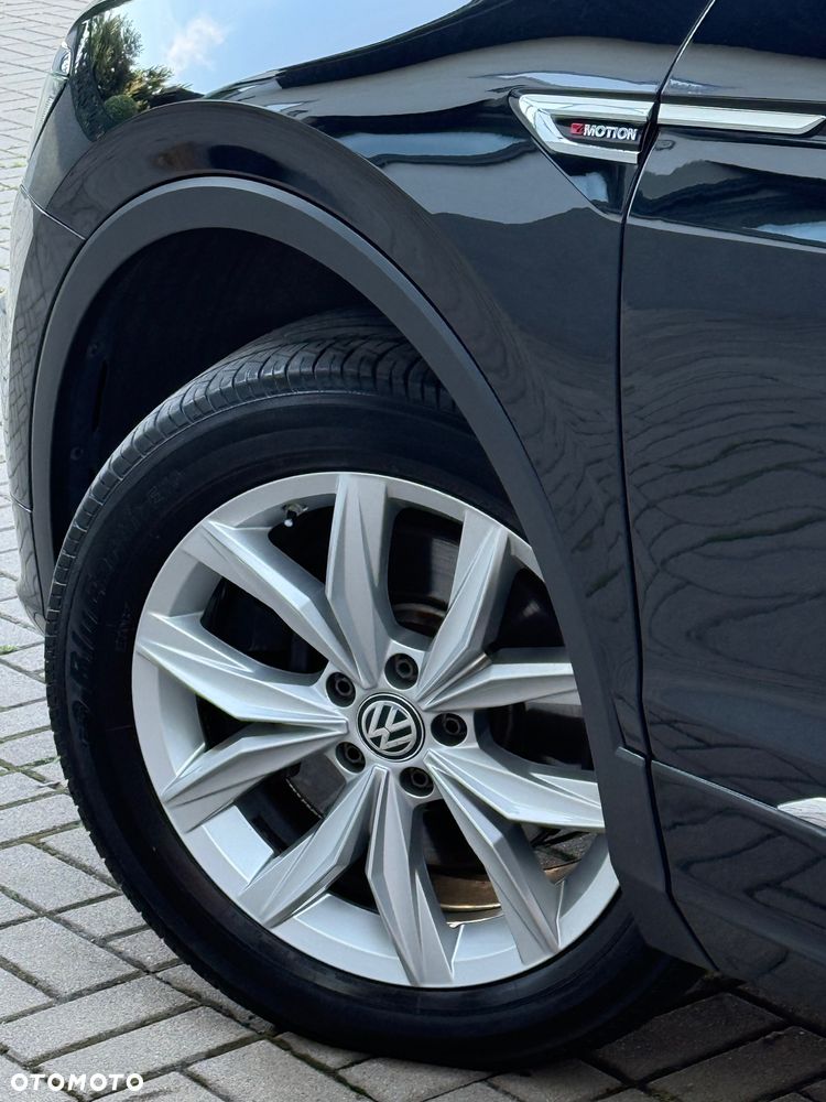Volkswagen Tiguan 2.0 TDI SCR 4MOTION (BlueMotion Techn.) DSG Highline - 16