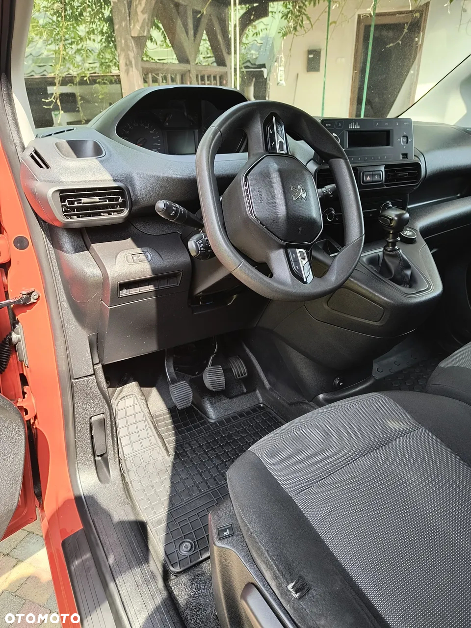 Peugeot Partner - 8