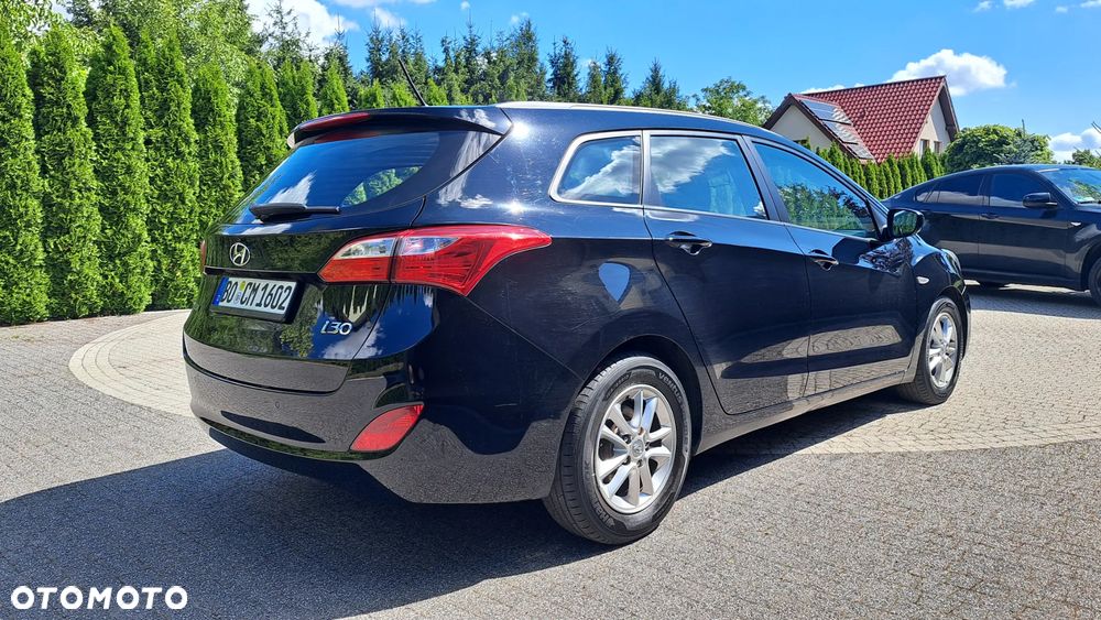 Hyundai i30 1.6 Comfort - 4