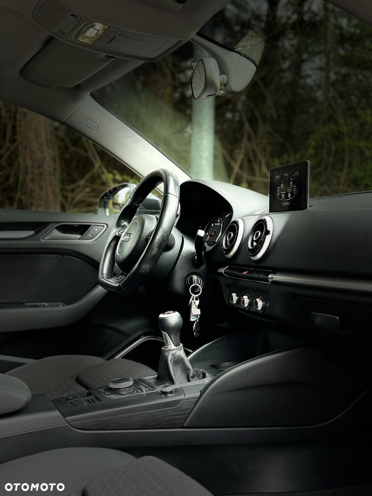 Audi A3 3-drzwiowe 2.0 TDI Ambition - 12