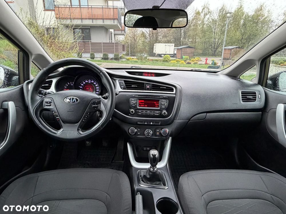 Kia Ceed 1.6 CRDi M - 8