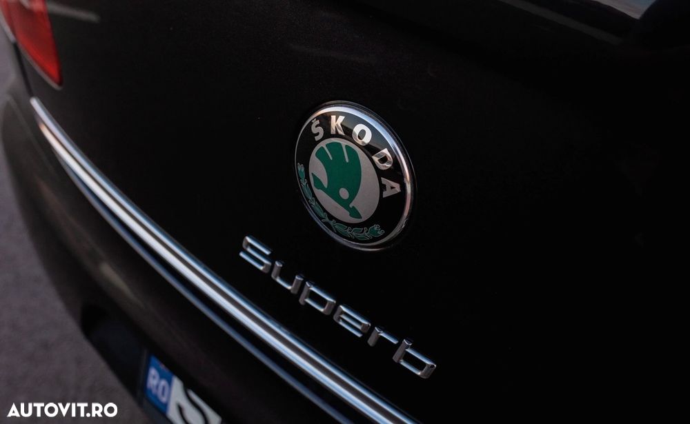 Skoda Superb 2.0 TDI Active DSG - 4