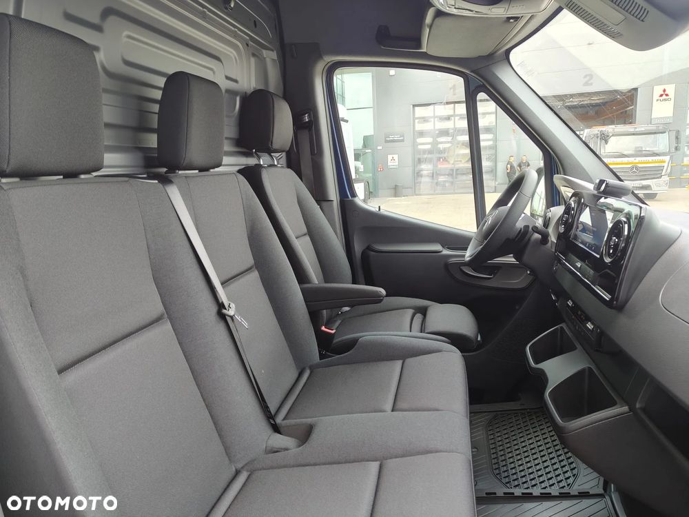Mercedes-Benz Sprinter - 7