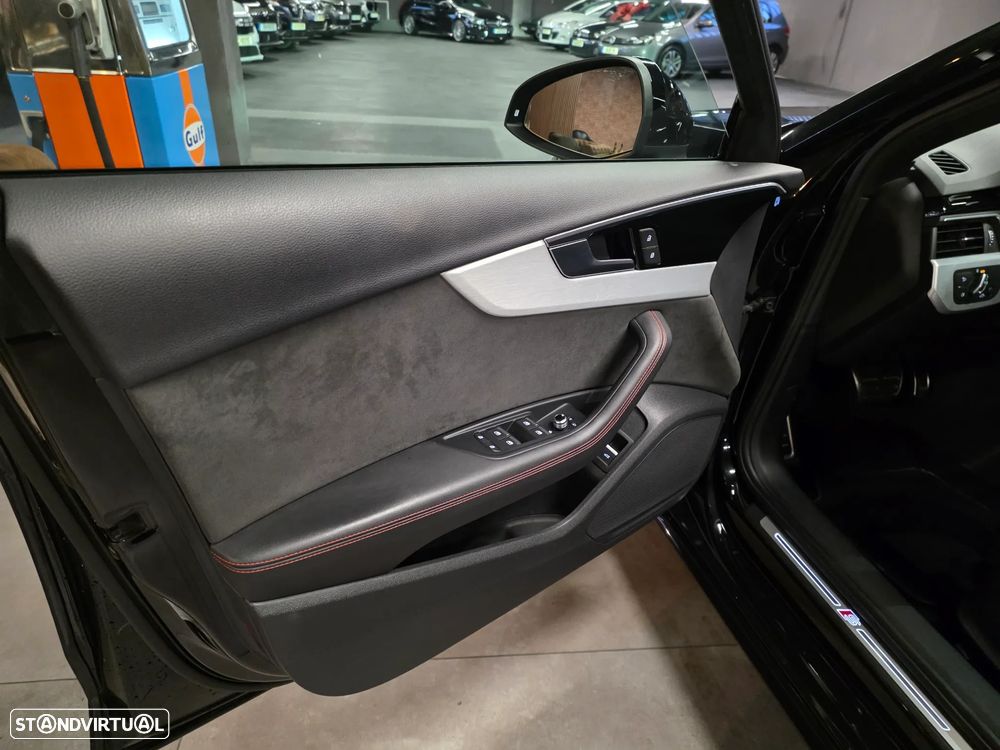 Audi A4 Avant 35 TDI S line S tronic - 56