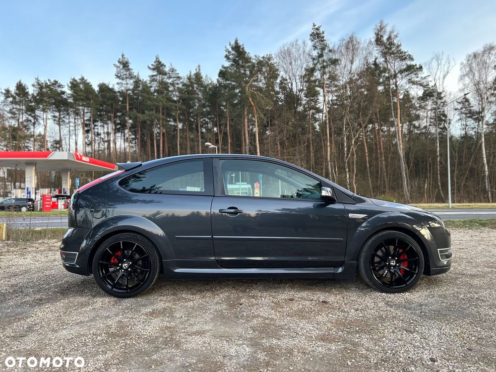 Ford Focus ST - 4