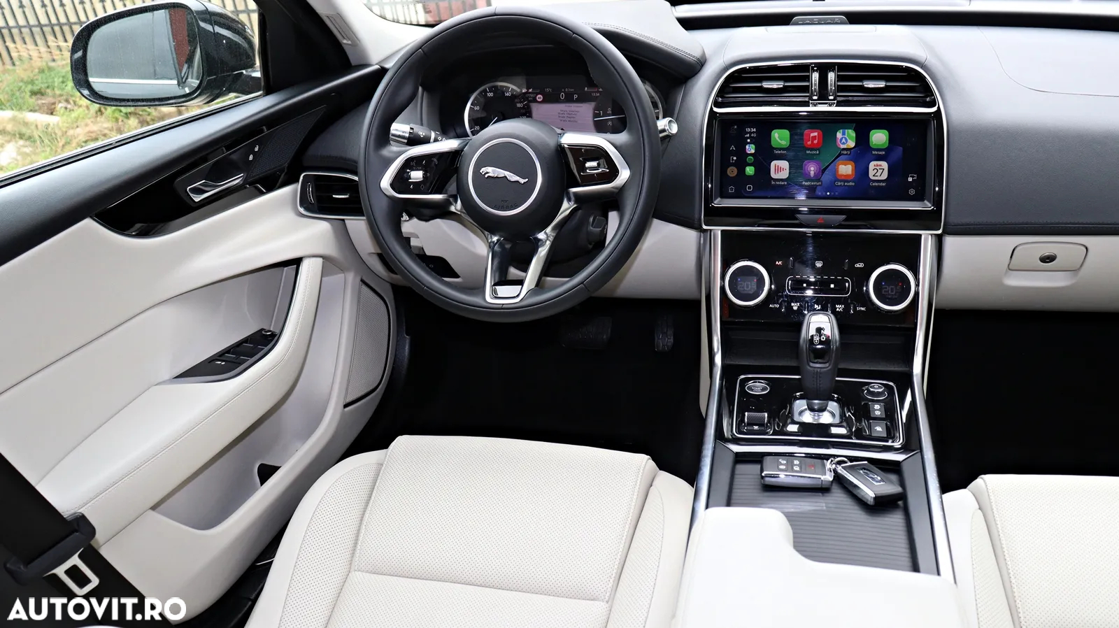 Jaguar XE D200 RWD MHEV R-Dynamic HSE - 20