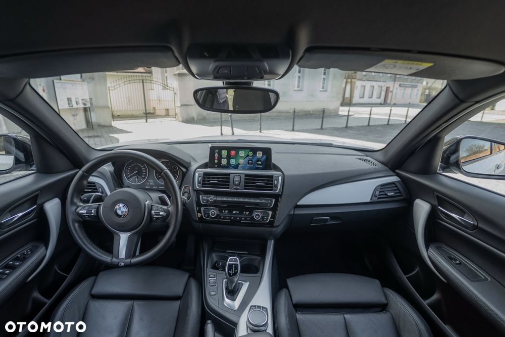 BMW Seria 1 M140i xDrive Shadow sport - 22