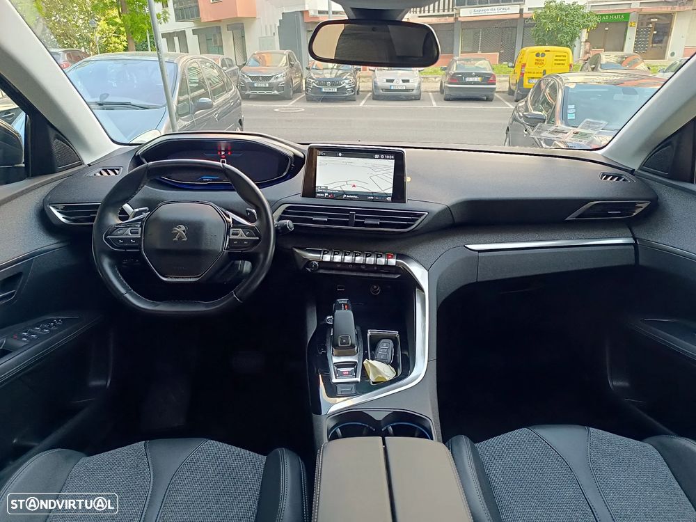 Peugeot 3008 1.2 PureTech Allure Pack EAT8 - 11