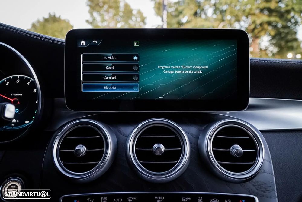 Mercedes-Benz GLC 300 de Coupe 4Matic 9G-TRONIC AMG Line - 45
