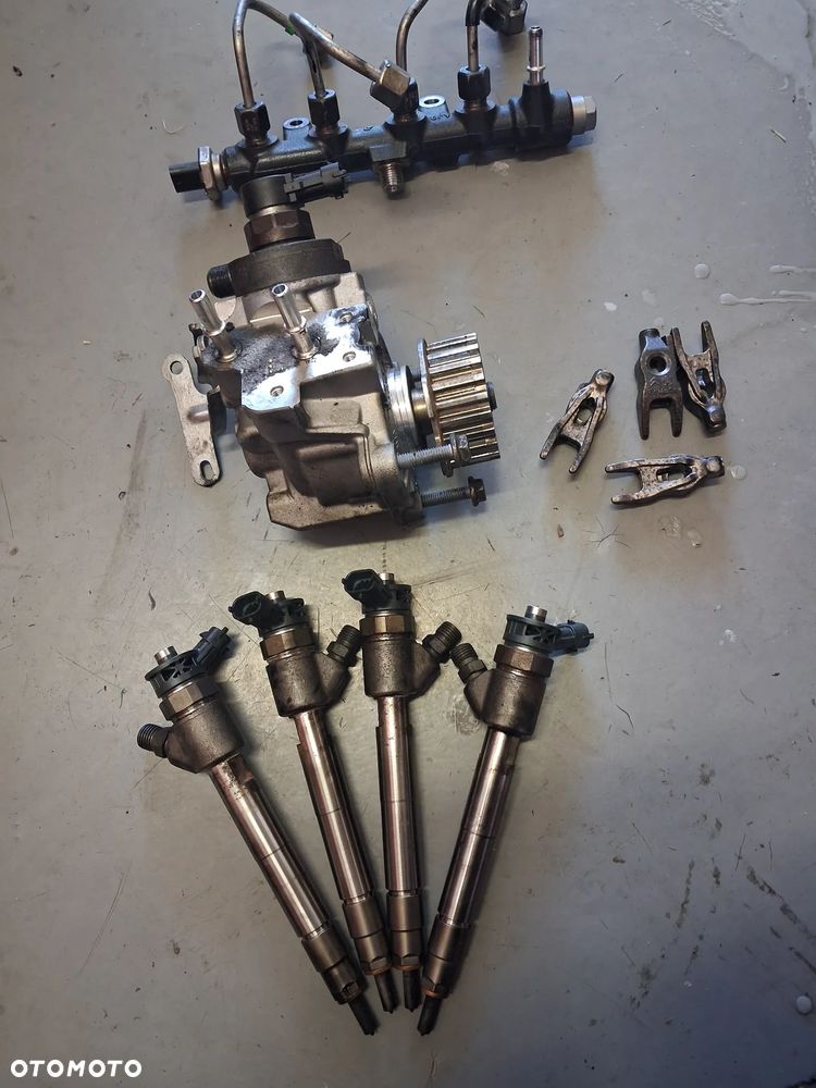 Wtryski wtrysk pompa listwa citroen peugeot 1.5 blue hdi 0445110955 ford 1.5 toyota 9828959880