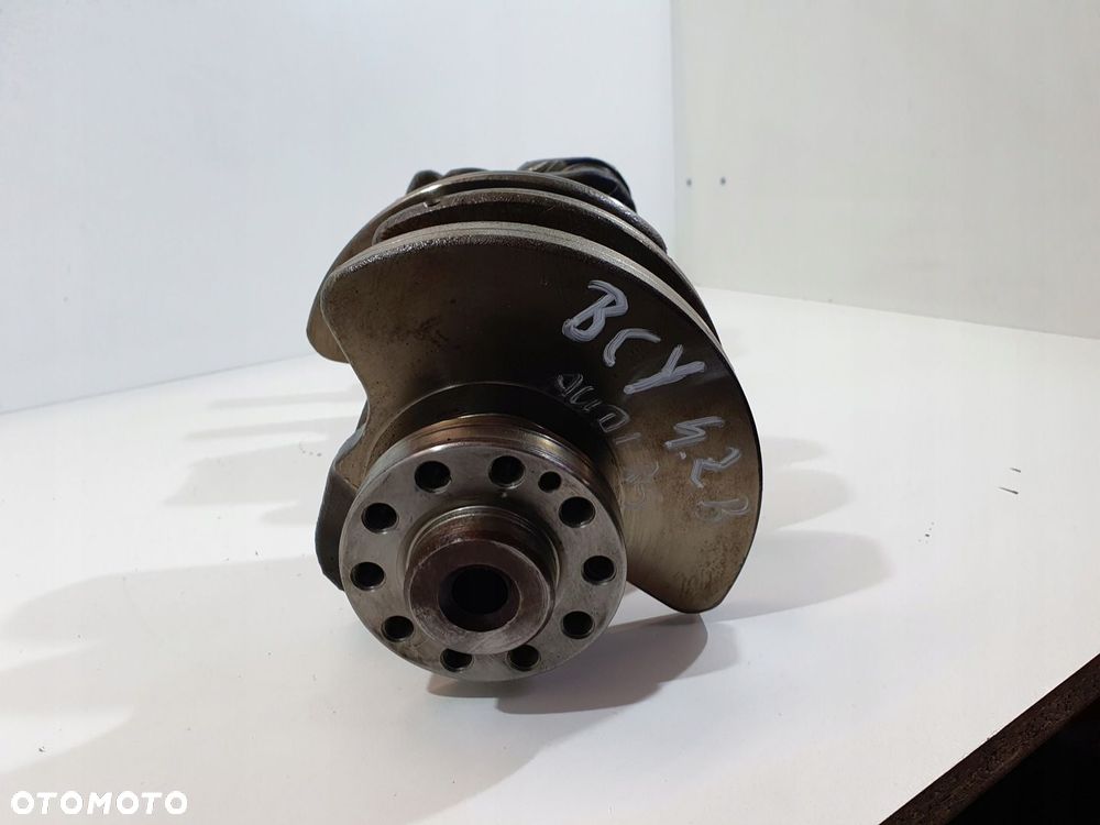 WAŁ KORBOWY 4.2 V8 BCY AUDI RS6 - 12